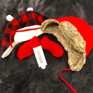 3/$15 2 hats & gloves